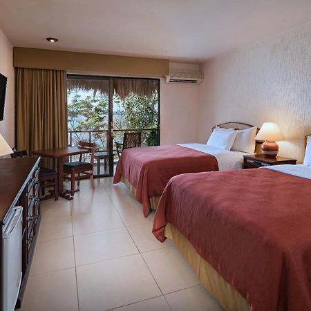 فندق Camino Real Tikal‎ إل ريماتي المظهر الخارجي الصورة