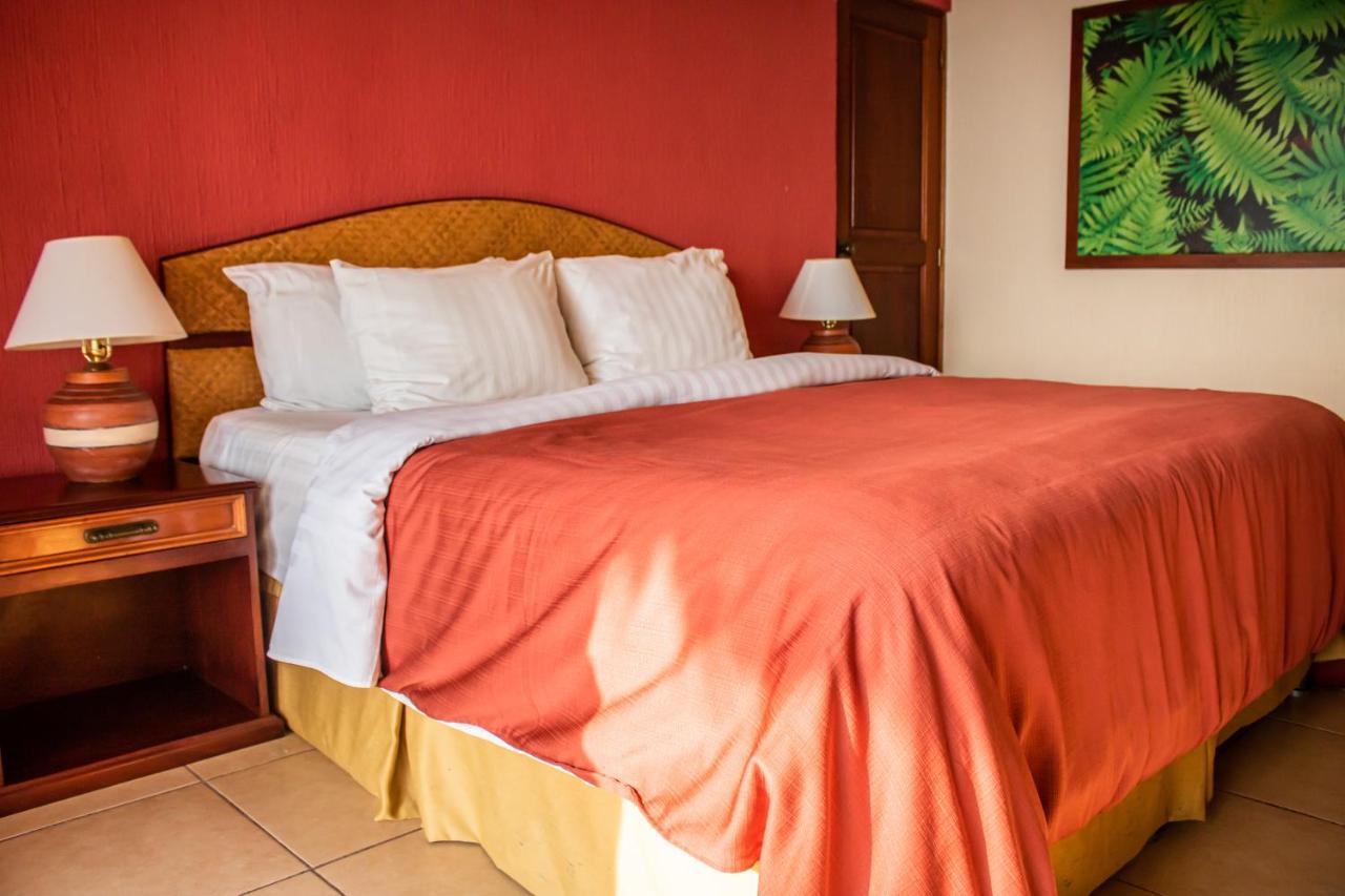 فندق Camino Real Tikal‎ إل ريماتي المظهر الخارجي الصورة