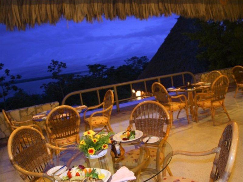 فندق Camino Real Tikal‎ إل ريماتي المظهر الخارجي الصورة