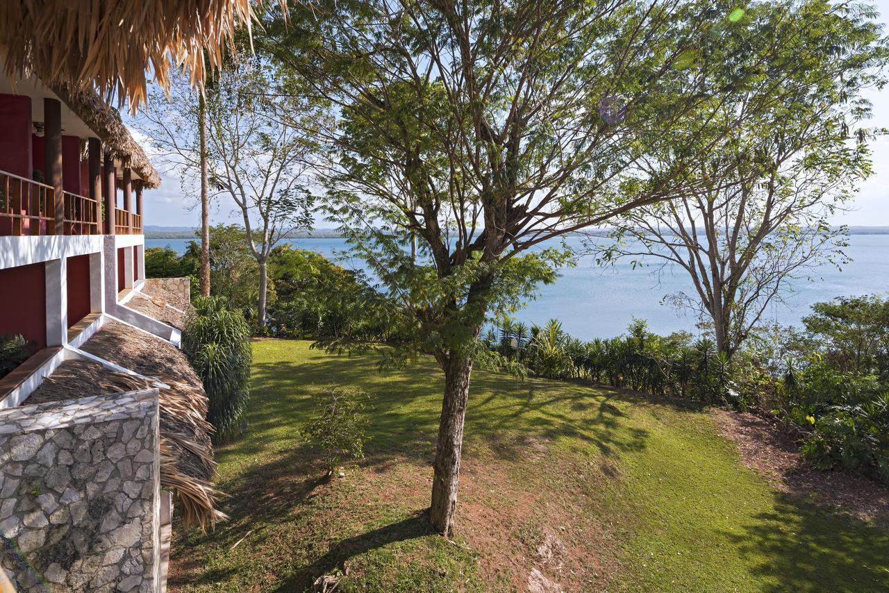 فندق Camino Real Tikal‎ إل ريماتي المظهر الخارجي الصورة